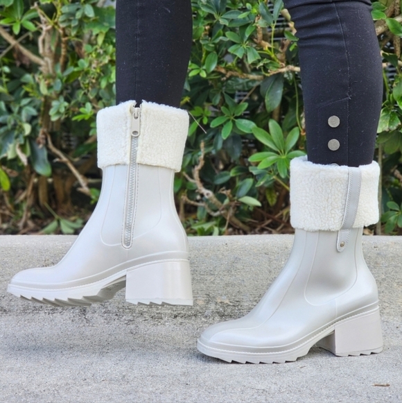 Women's‎ Chunky Block Heel Ankle Boots Gray Color - Picture 3 of 5
